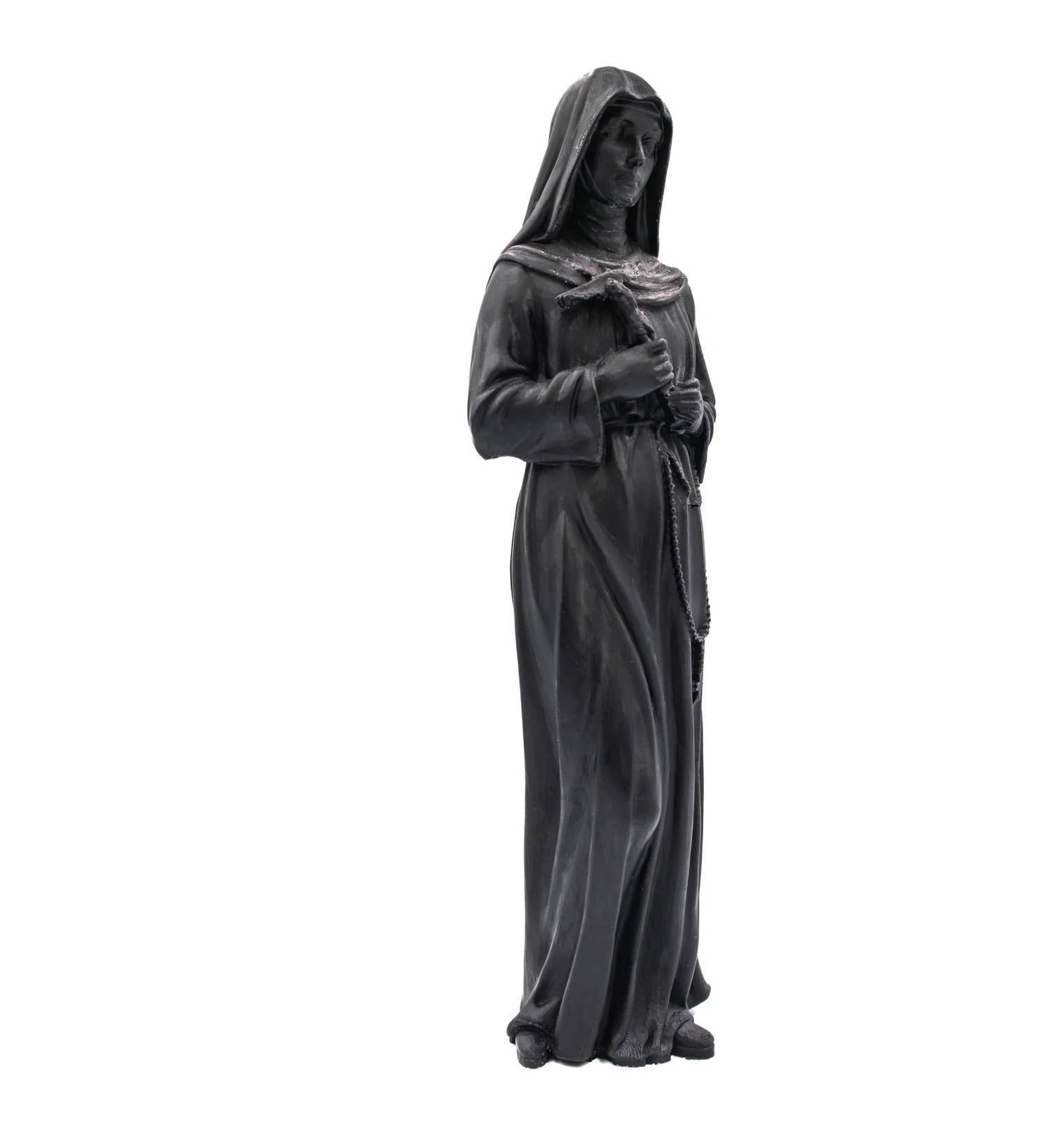 Nun | Pillar