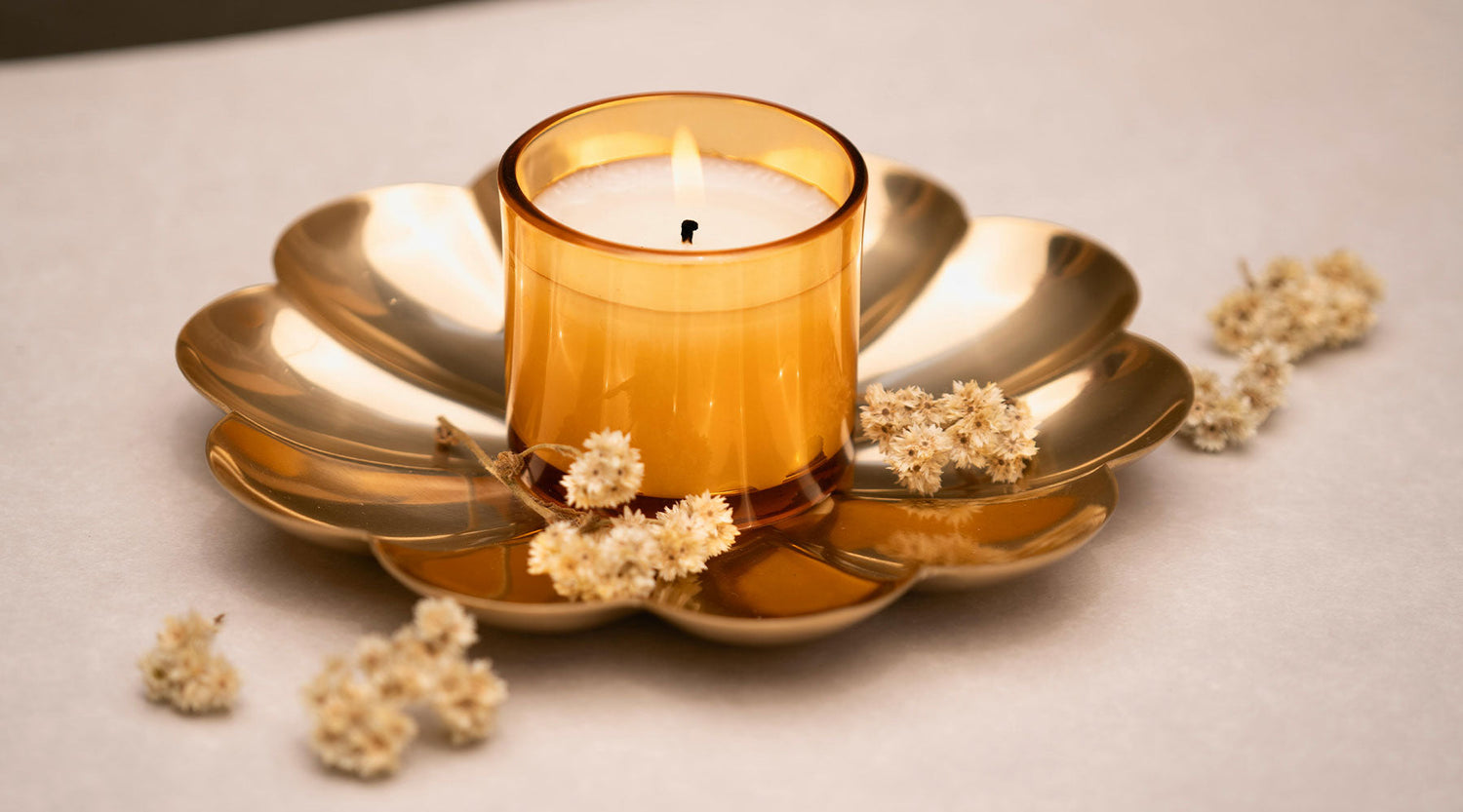 Why Candles are the Perfect Way to Create Cozy Moments