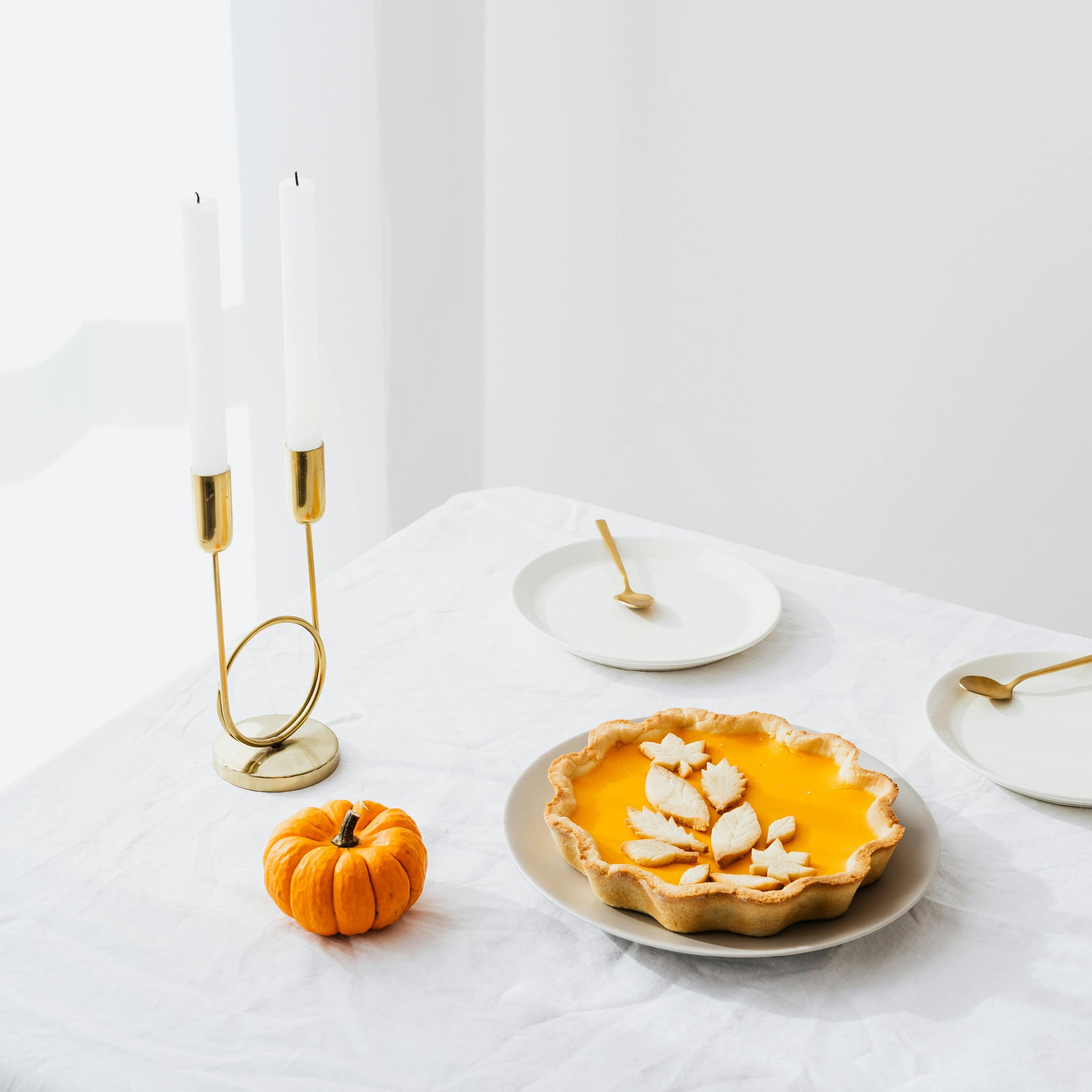 Thanksgiving: The Best Candles for Festive Decor