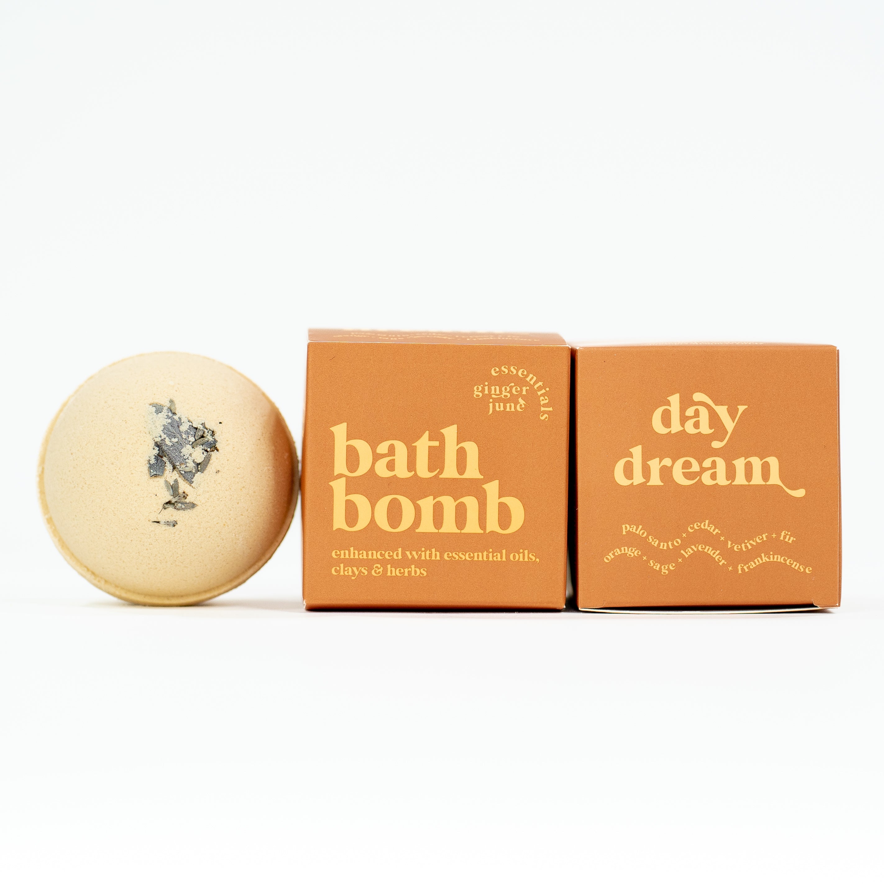 DAYDREAM • 100% BOTANICAL BATH BOMB •