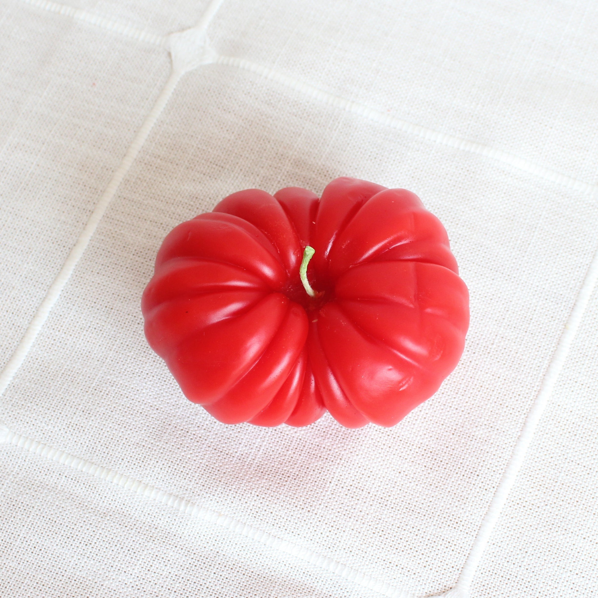 EXTRA LARGE HEART-SHAPED HEIRLOOM TOMATO BEESWAX CANDLE